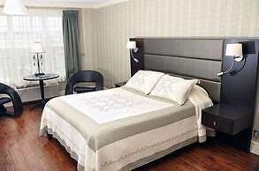 Claymore inn & Suites