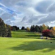 Claymore inn & Suites