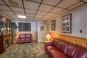 Claymore inn & Suites