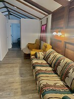 Coppermine Lodge
