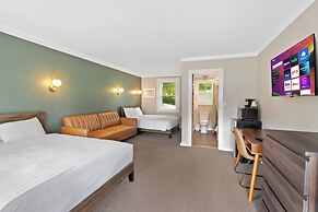 Inn 32