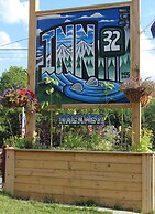 Inn 32