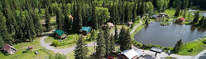 Wolf Creek Ranch Ski Lodge