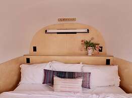 The Amigo Motor Lodge