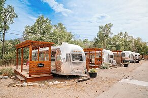 The Amigo Motor Lodge