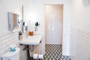 The Amigo Motor Lodge