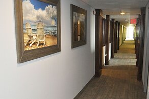 Dunes Express Inn & Suites