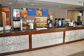 Dunes Express Inn & Suites