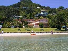 Paku Lodge Resort