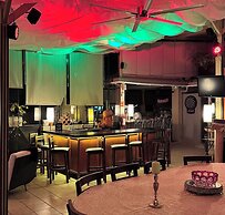 La Perla Hotel Boutique B&B