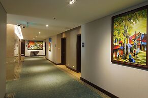 Central Palace Hotel