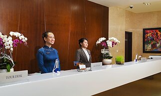 Central Palace Hotel