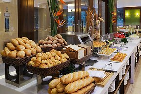 Central Palace Hotel