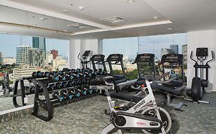 Central Palace Hotel