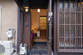 Your Pavilion near Kinkakuji