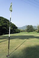 The Albatross, Kandy