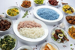 The Albatross, Kandy