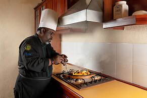 The Albatross, Kandy