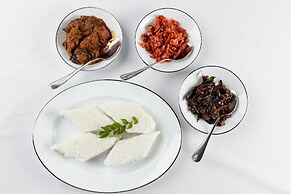 The Albatross, Kandy