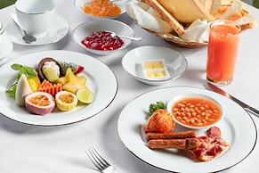 The Albatross, Kandy