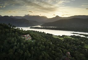 The Albatross, Kandy