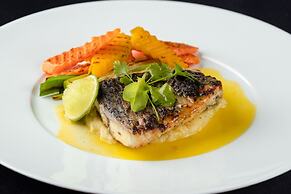 The Albatross, Kandy