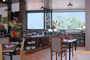 Chapa Dew Boutique Hotel