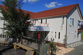 Petit Hotel Blanc Fleur