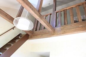 Petit Hotel Blanc Fleur