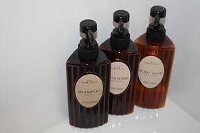 Petit Hotel Blanc Fleur