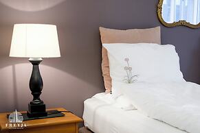 Freyja Guesthouse & Suites