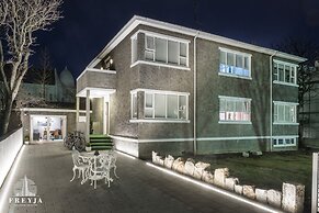 Freyja Guesthouse & Suites