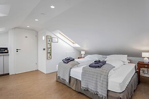 Freyja Guesthouse & Suites