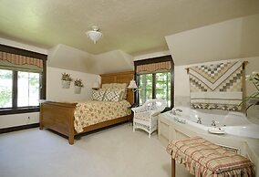 The Roost Bed and Breakfast