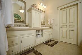 The Roost Bed and Breakfast