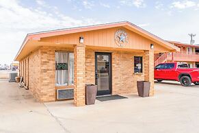 Crown Inn By OYO Denver Tx