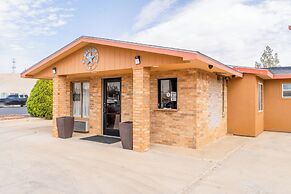 Crown Inn By OYO Denver Tx