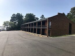 D'Arbonne Lake Motel