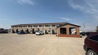Clarion Hometown Inn