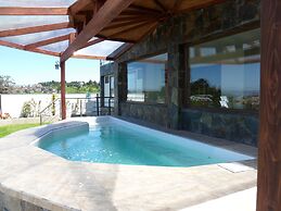 Hotel y Departamentos Dein Haus