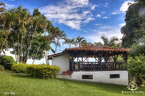 Finca Hotel Bosques del Samán Alcalá