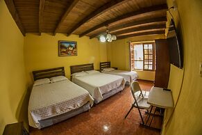 Euro Hostal - Hostel