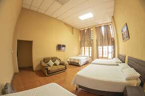 Euro Hostal - Hostel