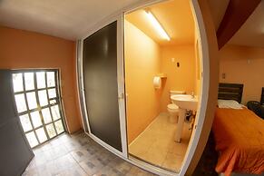 Euro Hostal - Hostel