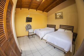 Euro Hostal - Hostel