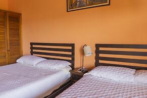 Euro Hostal - Hostel