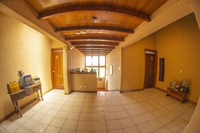 Euro Hostal - Hostel