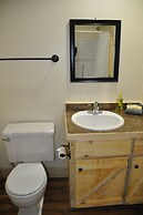 Chinook Cabins & RV Park