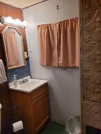 Chinook Cabins & RV Park
