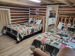 Chinook Cabins & RV Park